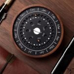 Calendrier Perpétuel Aimanté élégant en Bois Moderne