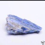 Cyanite Brute pour une Esthétique Unique et Naturelle