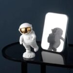Figurines Scaphandrier & Astronaute Hommage Aux Explorateurs