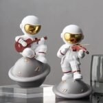 Figurines Astronautes Musiciens Galactiques Uniques