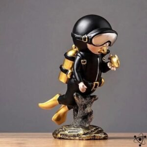 figurines plongeurs et oceanographes decoratives or figurine 981 1