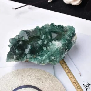 Fluorite Verte: élégance Naturelle pour votre Espace - Pierre