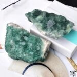 fluorite verte elegance naturelle pour votre espace pierre 948 1