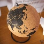 Globe en Liège: Qu’un Simple Objet Décoratif