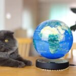 Globe Magnétique Terre avec Horloge et Leds Multicolores