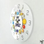 horloge murale originale espace neon enfants 134 1