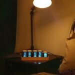 horloge nixie numerique retro avec eclairage rgb bois clair 218 1