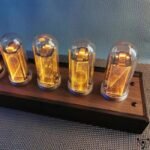 horloge nixie tubes en quartz elegante noyer aluminium 584 1