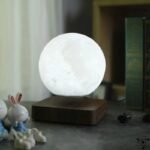 lampe lune magnetique design elegant levitant 315 1