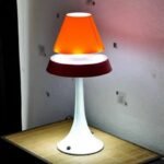 Lampe Magnétique à Lévitation avec Leds Bidirectionnels