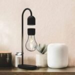 lampe magnetique design futuriste en bois 103 1