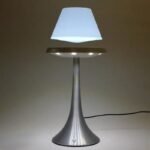 lampe magnetique design innovant avec abat jour levitation 338 1