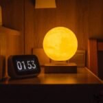 lampe magnetique mars flottante et moderne 567 1