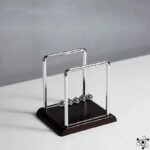 pendule de newton educatif et decoratif moyen 399 1