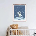 poster petit astronaute sur la lune 30cm x 40cm affiche 717 1