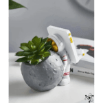 pots de plantes grasses astronautes decoratifs astronaute et pot vase 634 Pot de Plantes Grasses et Support de Téléphone Astronautes Déco Science