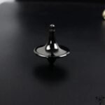 toupie gyroscope classique pour fascination et apprentissage noir 922 1
