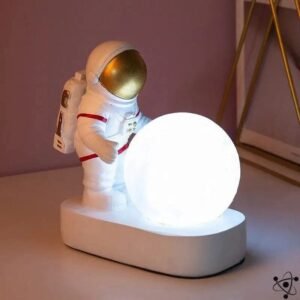 veilleuse astronaute et lune apaisante 921 1